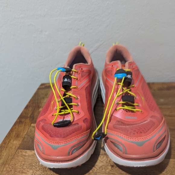 Hoka One One Bondi 3 Running Shoes Orange Sneaker 20609 029 COHC Womens Size 7.5